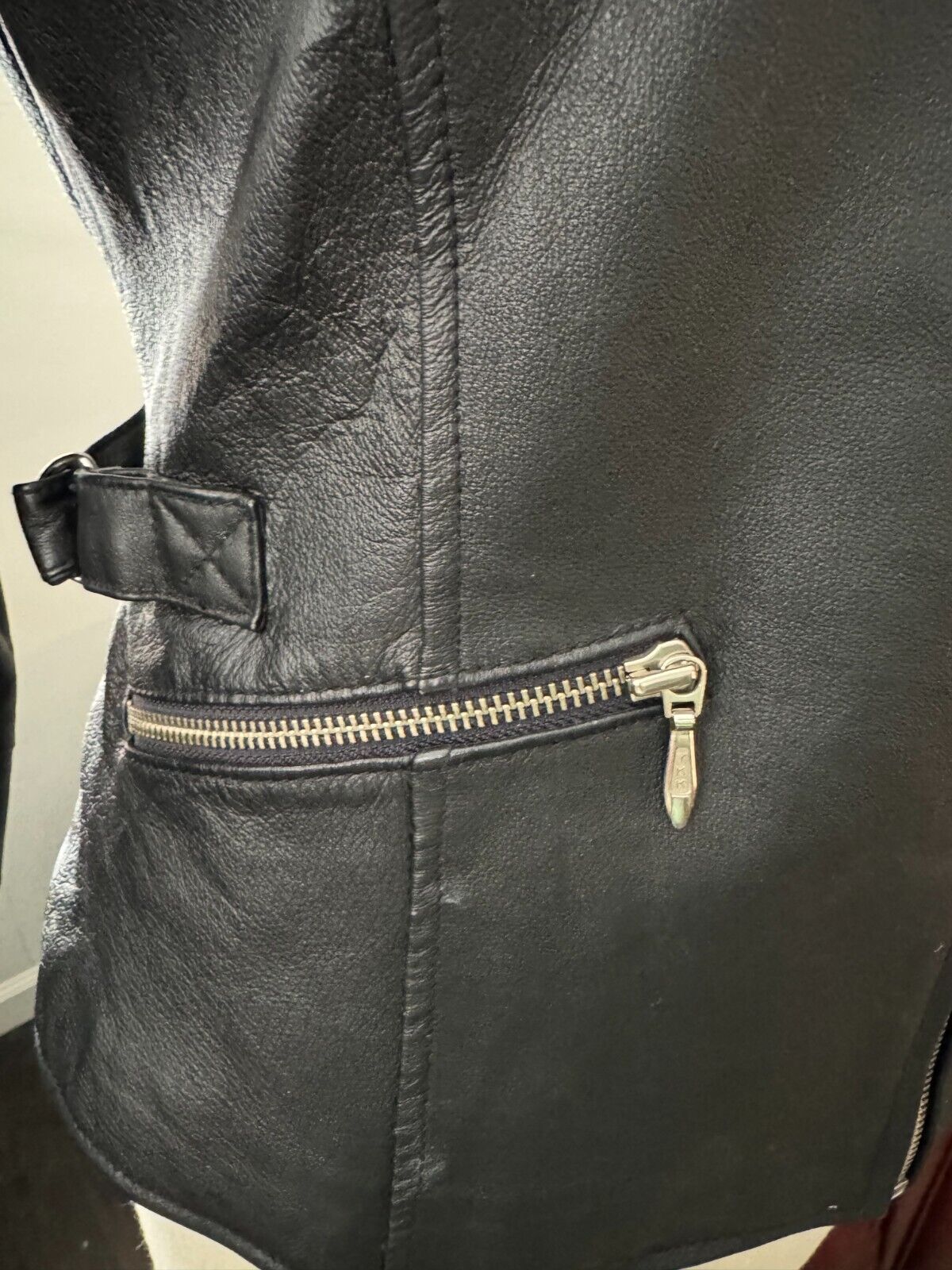 '90s Vintage real Leather Jacket - image 2