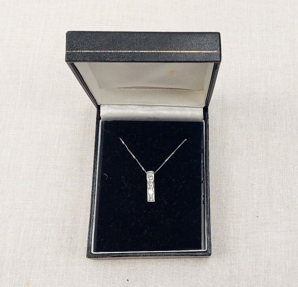 9ct White Gold Cubic Zirconia Pendant Necklace - image 6