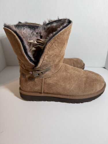 UGG Australia Women Meadow 1008043 Sz 8 US Ankle B