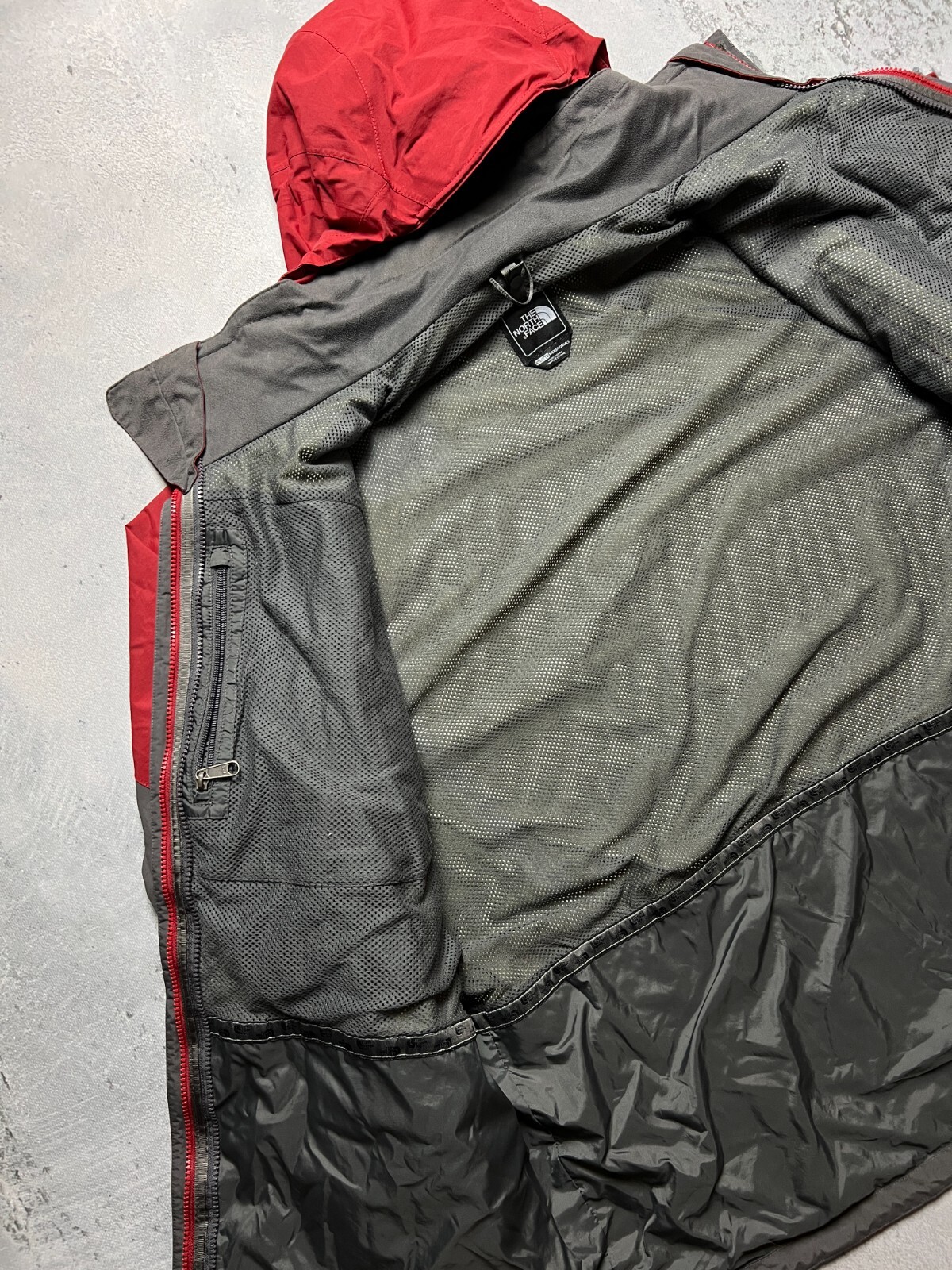 The North Face 00s Mountain Jacket Goretex Red Ra… - image 9