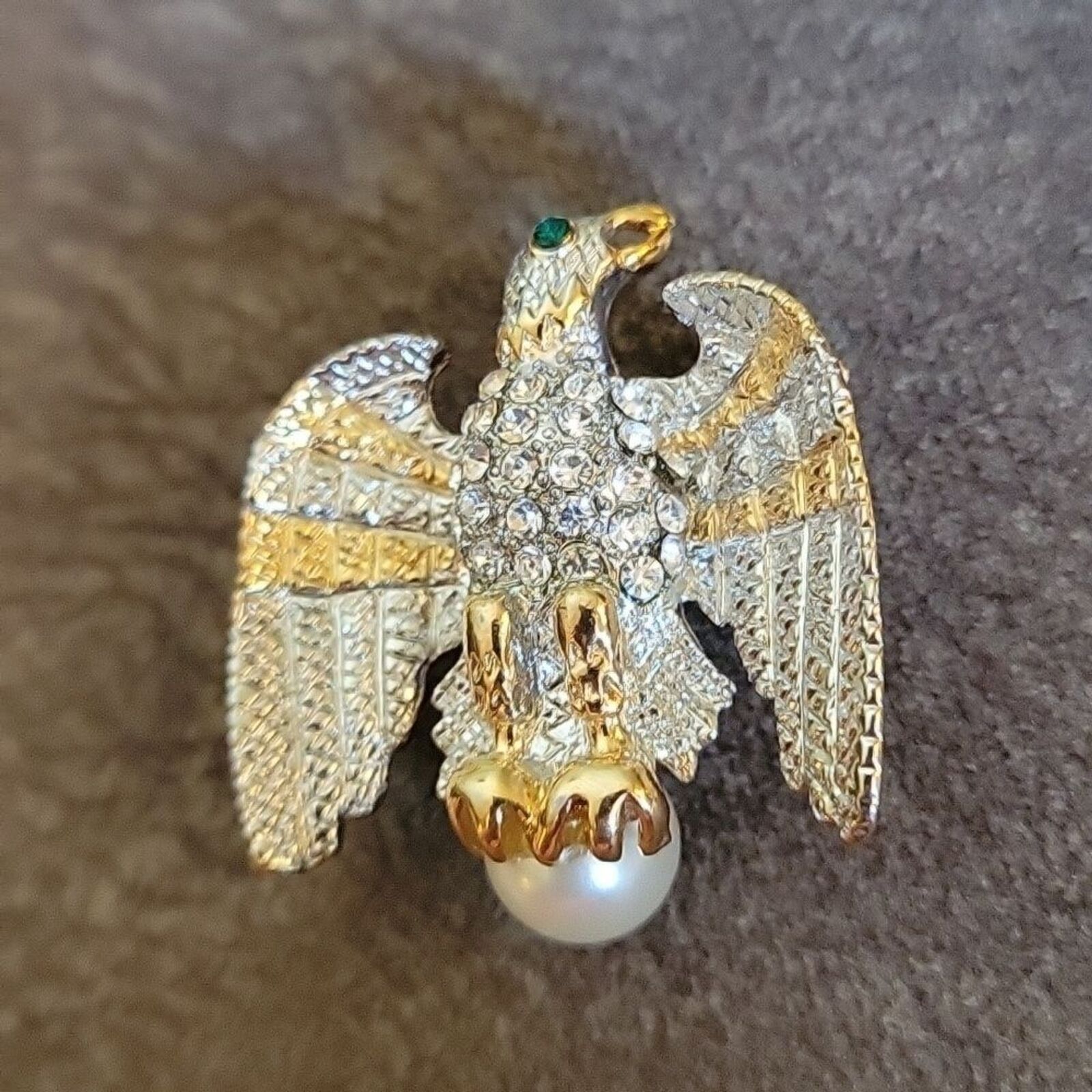 Vtg Eagle Perched on Pearl Rhinestone Fantasy Cos… - image 3