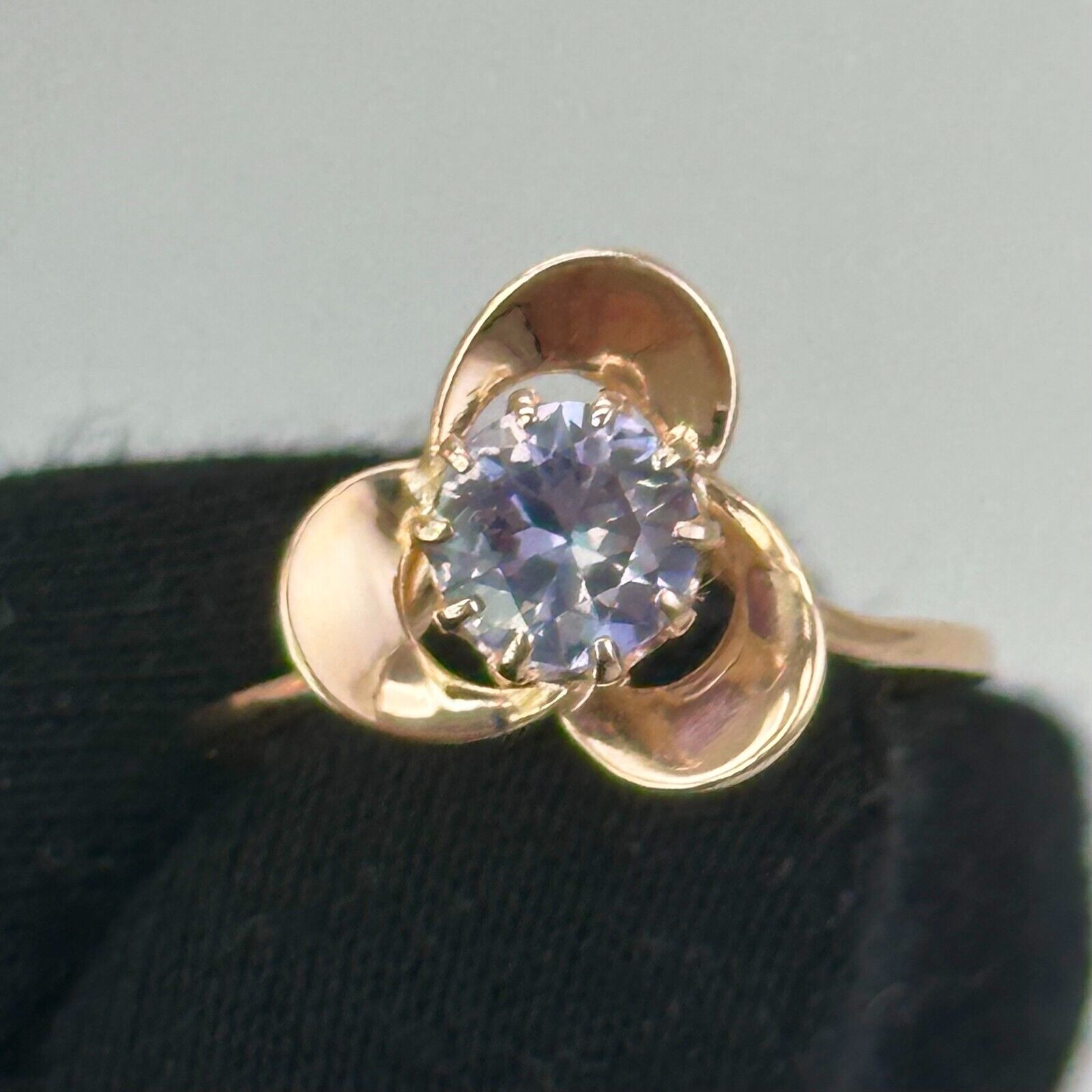 Chic Vintage Original Rose Gold 583 14k Ring with… - image 3