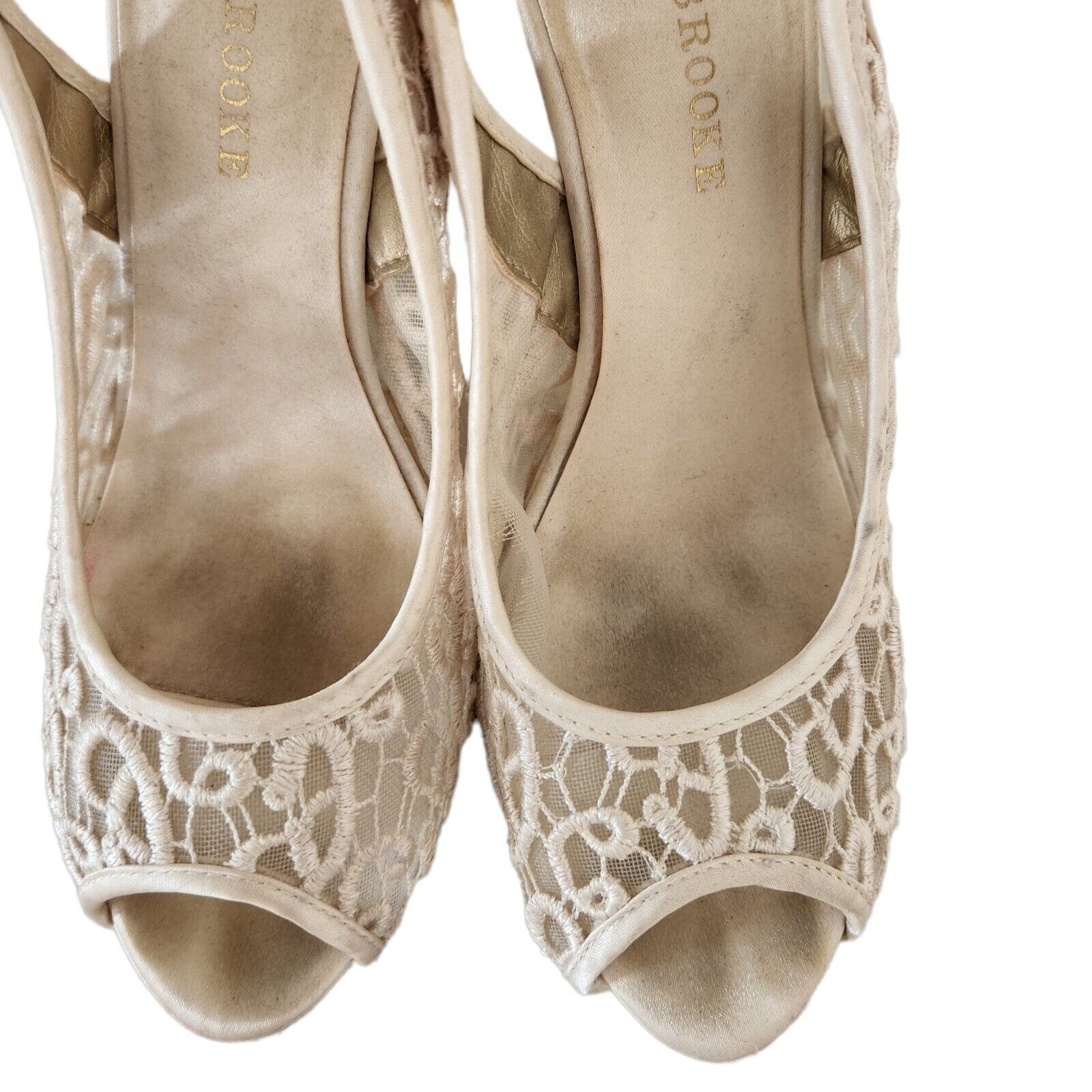 Audrey Brooke Women's Peep Toe Pumps Ivory Lace S… - image 3