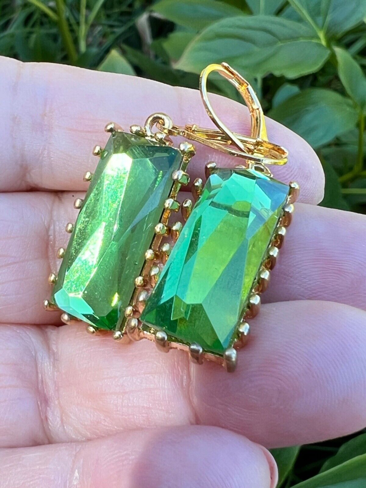 VINTAGE JOAN RIVERS LUMINESCENT GREEN FACETED CRY… - image 8