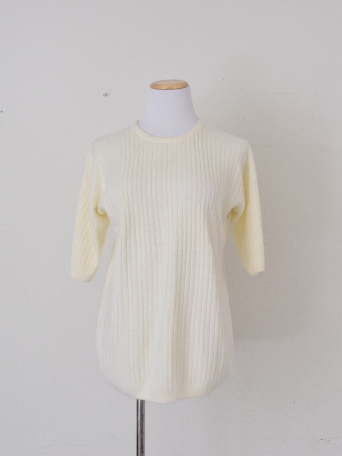 Vintage 80s/90s Beige Acrylic Knit Pullover Top |… - image 10