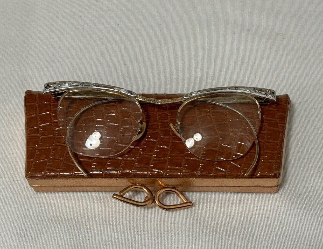 Vintage Bausch & Lomb Semi Rimless Cats Eye Glass… - image 3