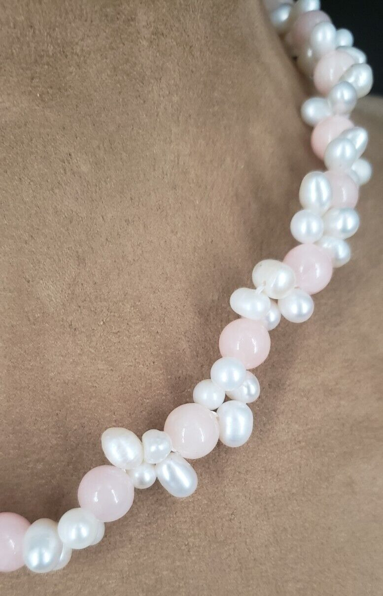 Rose Quartz and Freshwater Rice Pearl 17" Necklac… - image 3