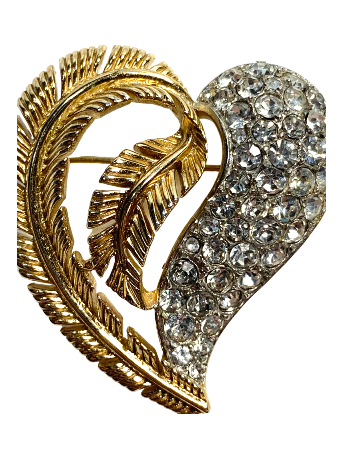 Rare VTG 50s Trifari Feather Heart Pave Crystal R… - image 4