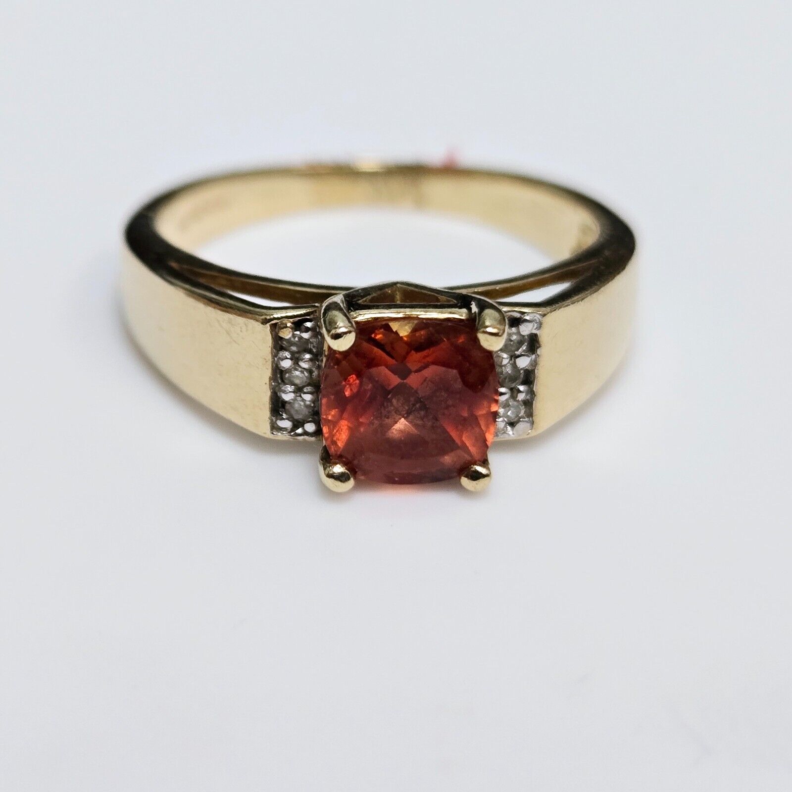 9ct Yellow Gold Ring Orange Citrine & Diamond Sol… - image 1