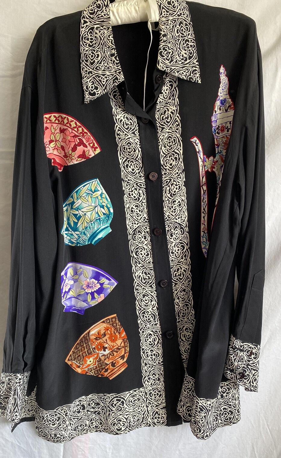 Diane Von Furstenberg silk top, Sz: L, 100% silk,… - image 1