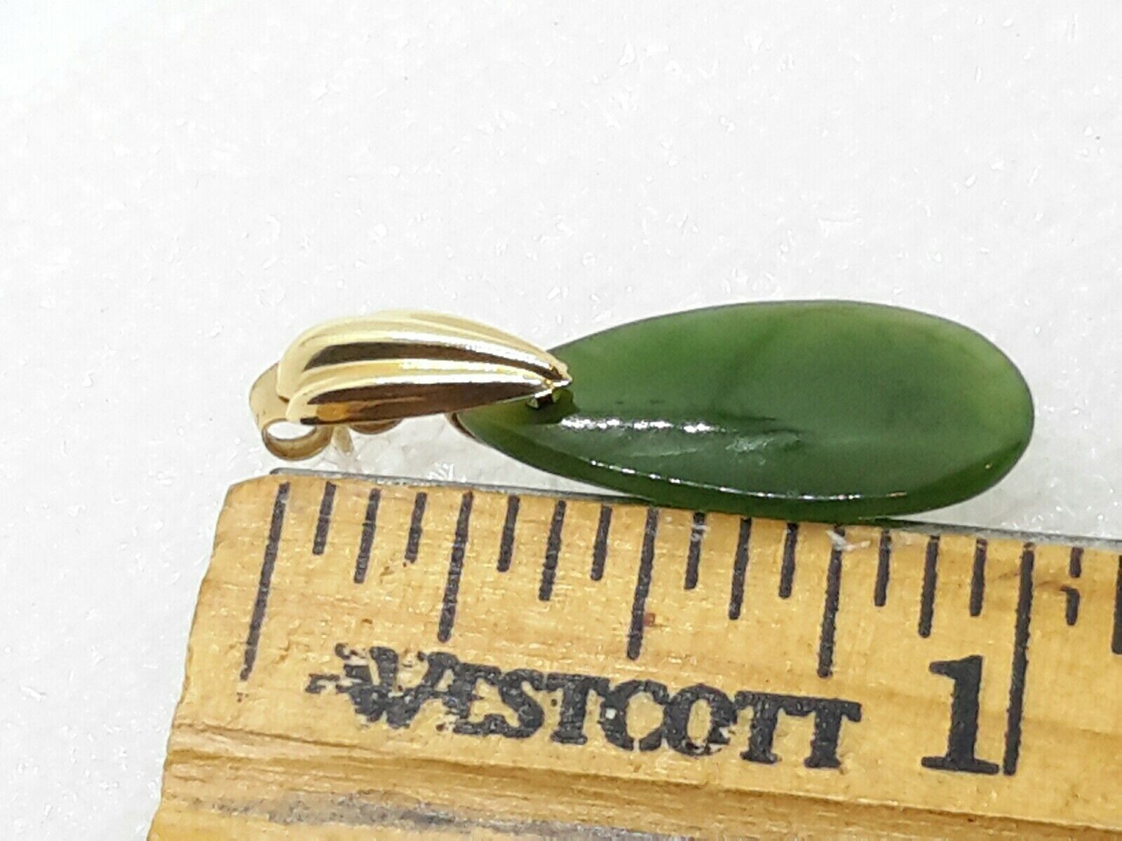 Vintage 14 KT Real Gold Nephrite Jade Jadeite  Ea… - image 3