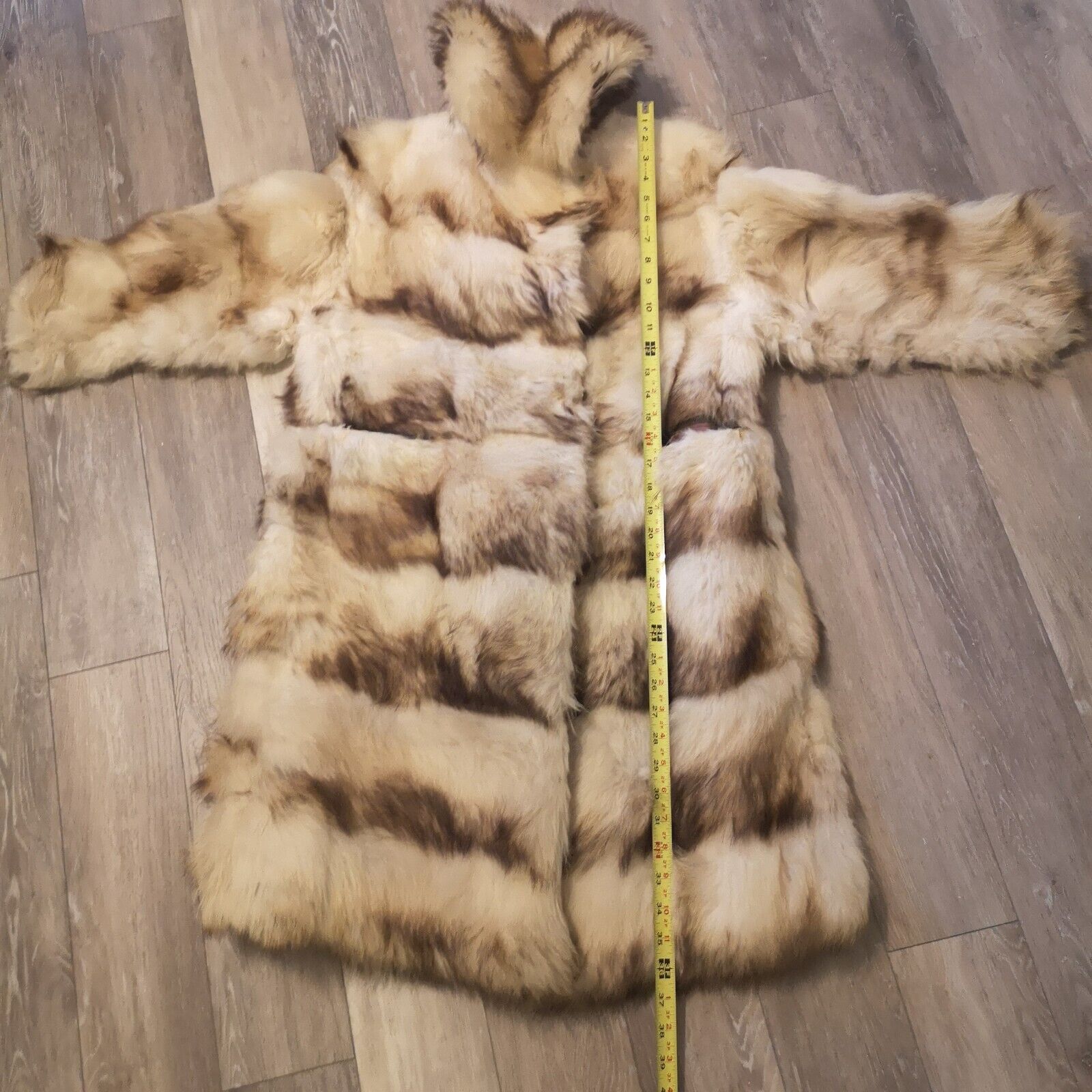 Vintage '70s Ladies 3/4 Fox Fur Coat Petite Custo… - image 23