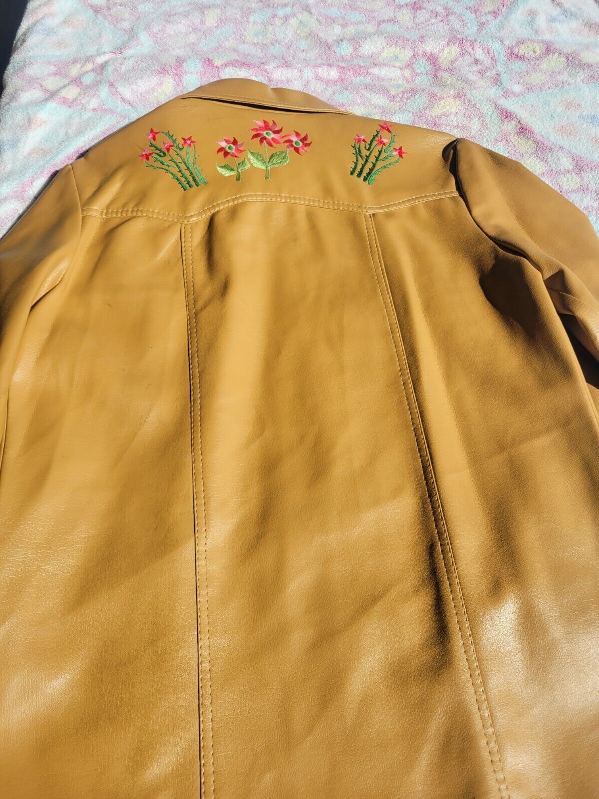 Vintage Womens Snap Jacket - image 9