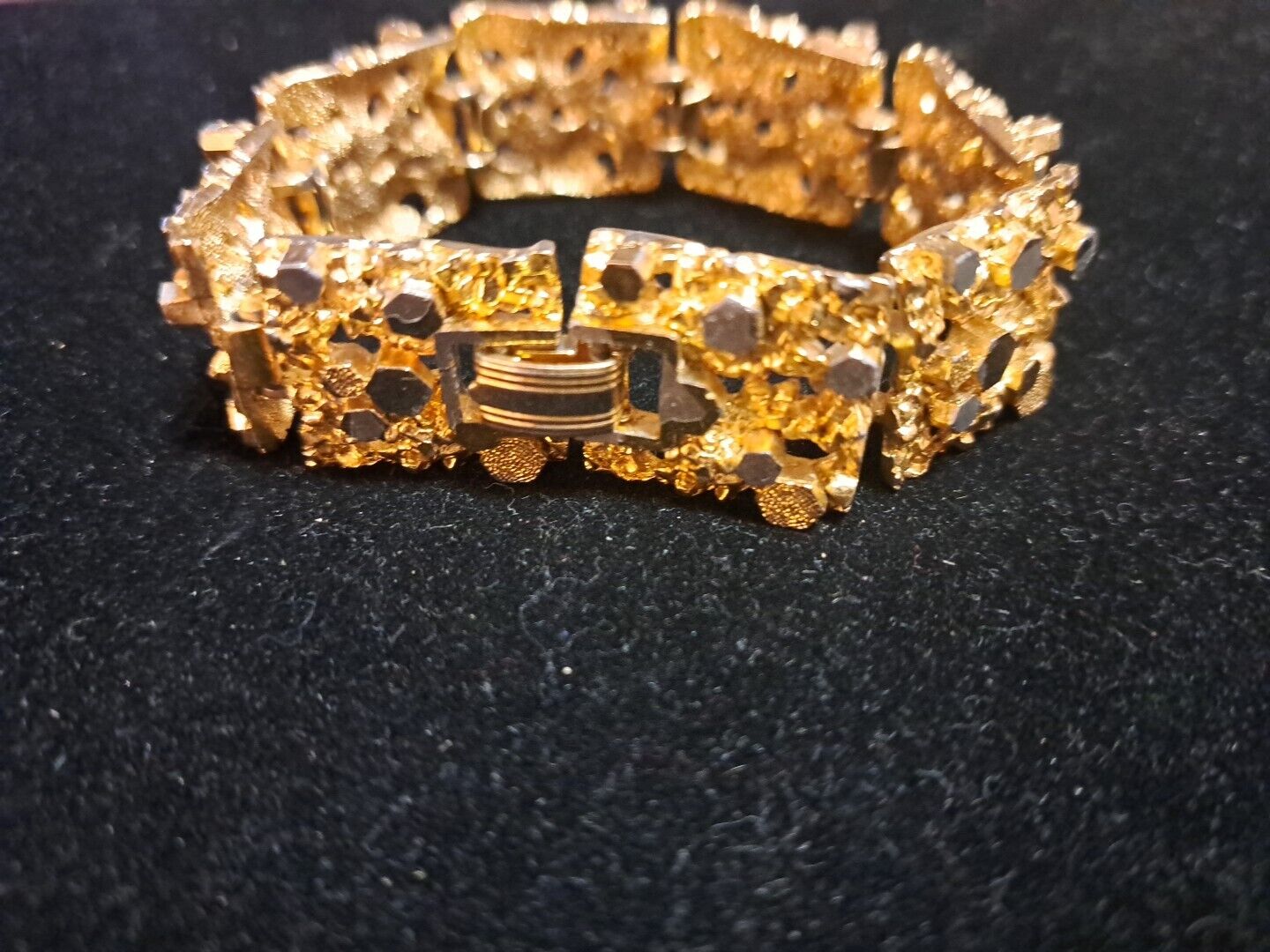 Vintage 1960's Gold Tone Modernist Bracelet - image 4