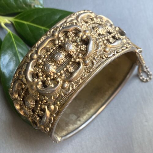 Vintage Bangle Bracelet Estate Jewelry Pre-Owned … - image 1