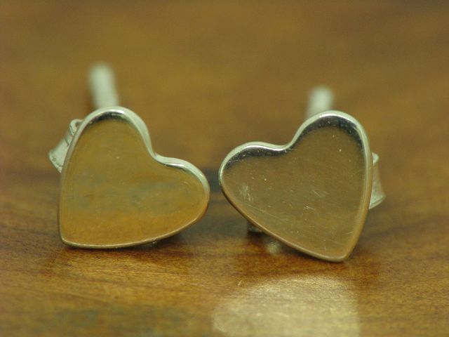 925 Sterling Silver Studs / Heart / Real Silver/0… - image 1