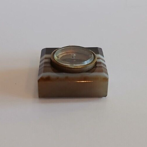 ANTIQUE BANDED AGATE SQUARE COMPASS FOB PENDANT - image 5