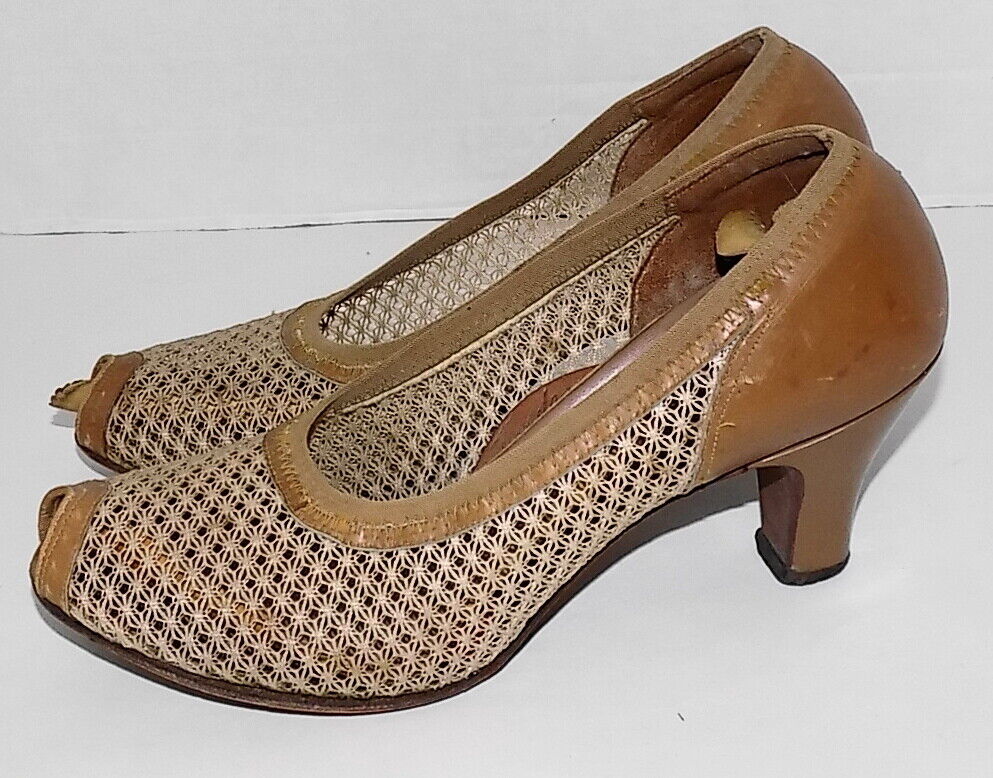 Vintage 40s 50s Light Brown Leather Mesh Peep Toe… - image 5