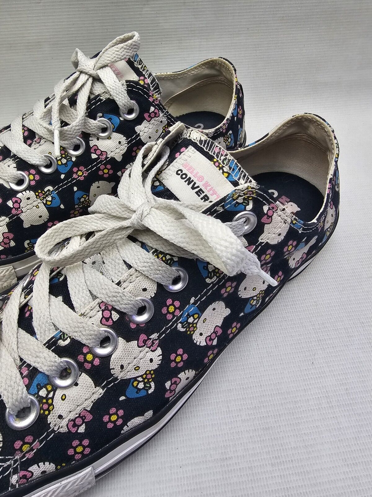 RARE Hello Kitty Converse Mens Size 9.5 Chucks Bl… - image 10