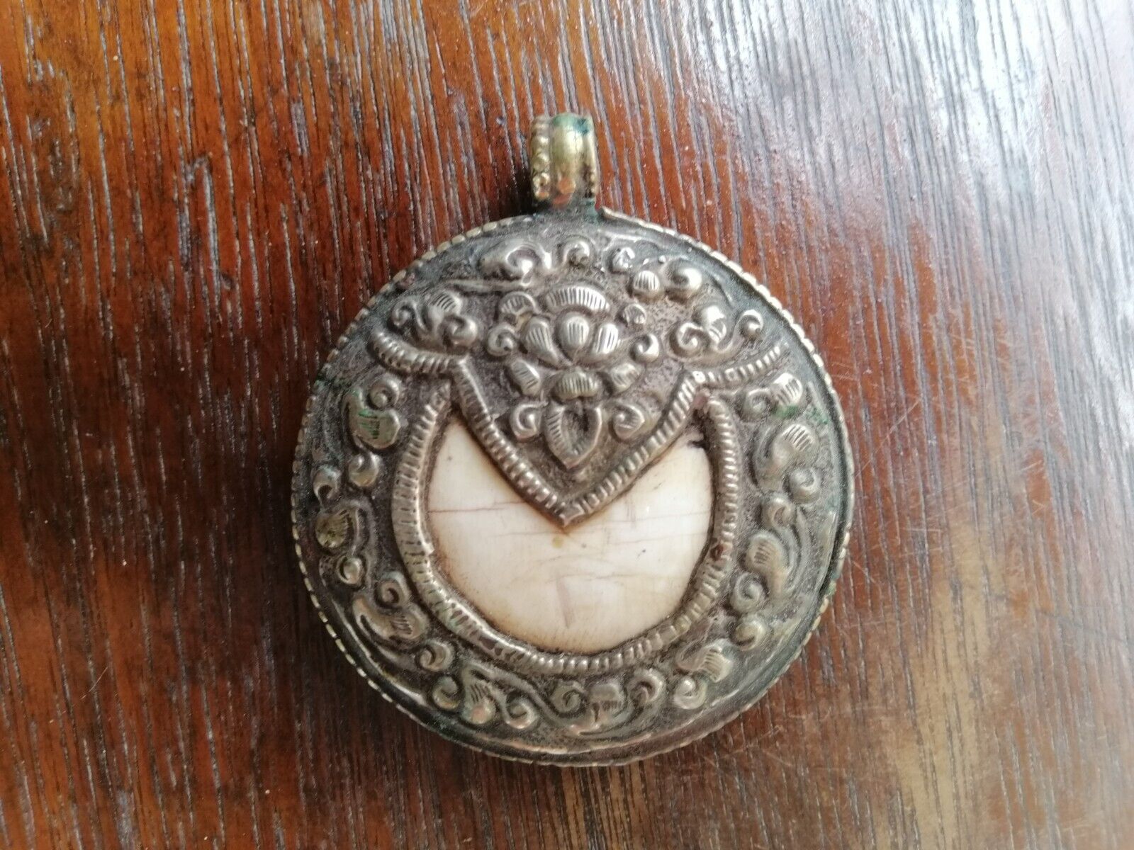 Vintage Nepalese Pendants Flower Parttern Tibetan… - image 5