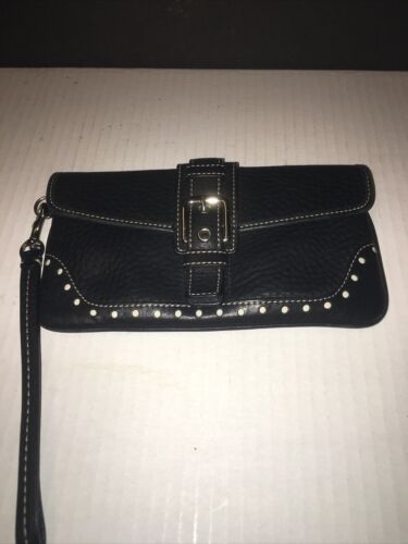 COACH Hampton Black Pebbled Leather Wristlet 4147