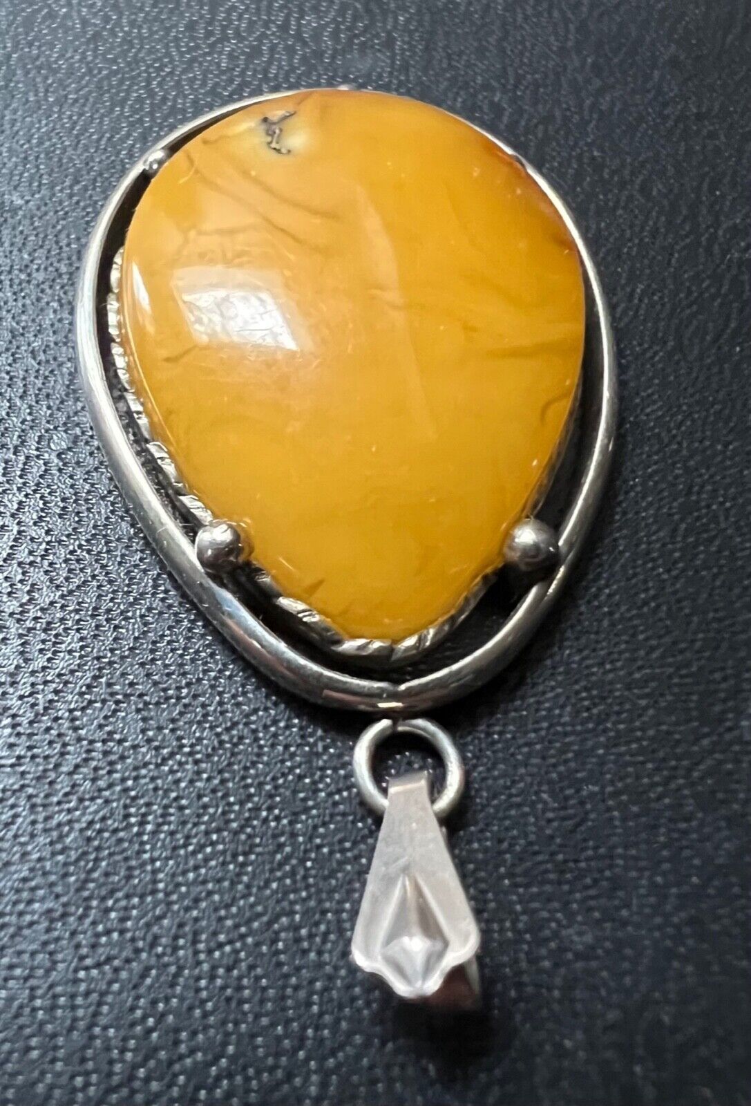 Rare Vintage Yellow Baltic Amber Pendant from Lat… - image 4