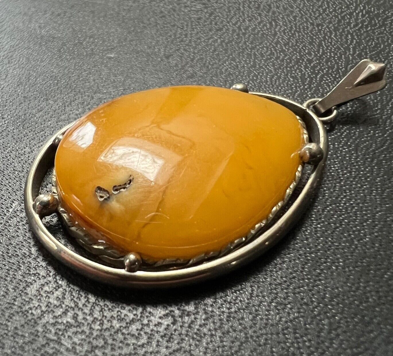 Rare Vintage Yellow Baltic Amber Pendant from Lat… - image 3