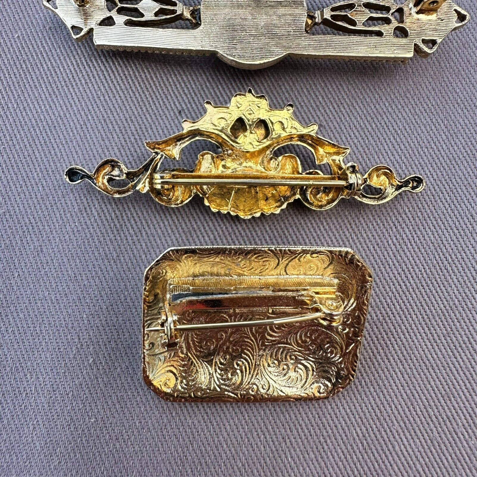 Vintage Set of Three Victorian Style Brooch Pins … - image 8