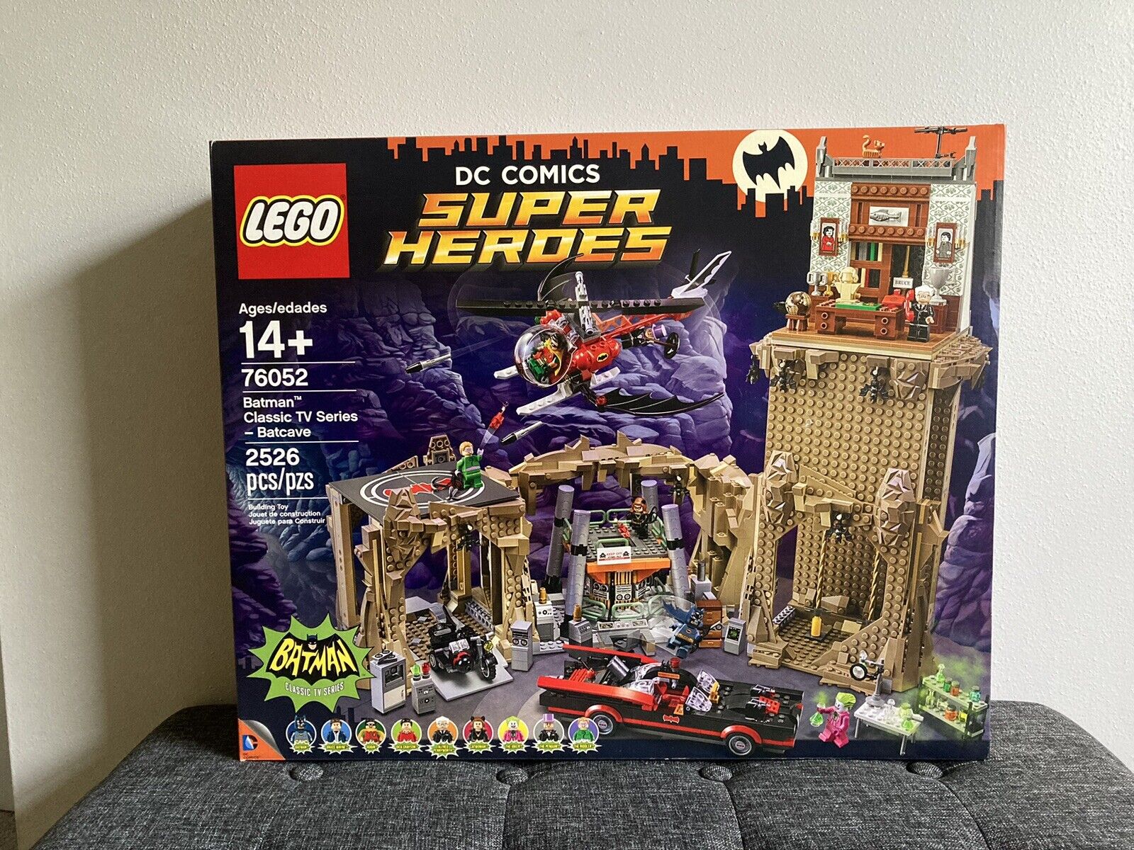 LEGO DC Comics Super Heroes: Batman Classic TV Series - Batcave (76052) for  sale online | eBay