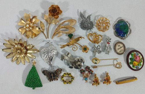 Vintage Brooch and Pin Lot of 24 - image 1