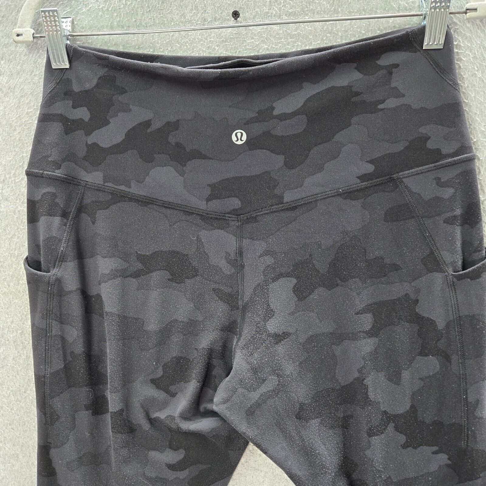 Lululemon Women Activewear Pants 10 Gray Camo Ali… - image 8