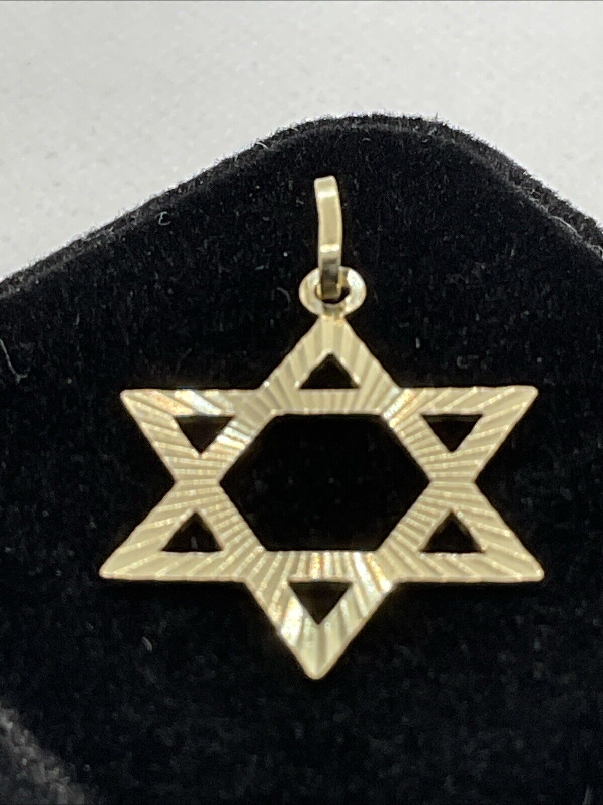 Solid 14K Yellow Gold Diamond Cut Jewish STAR of … - image 10