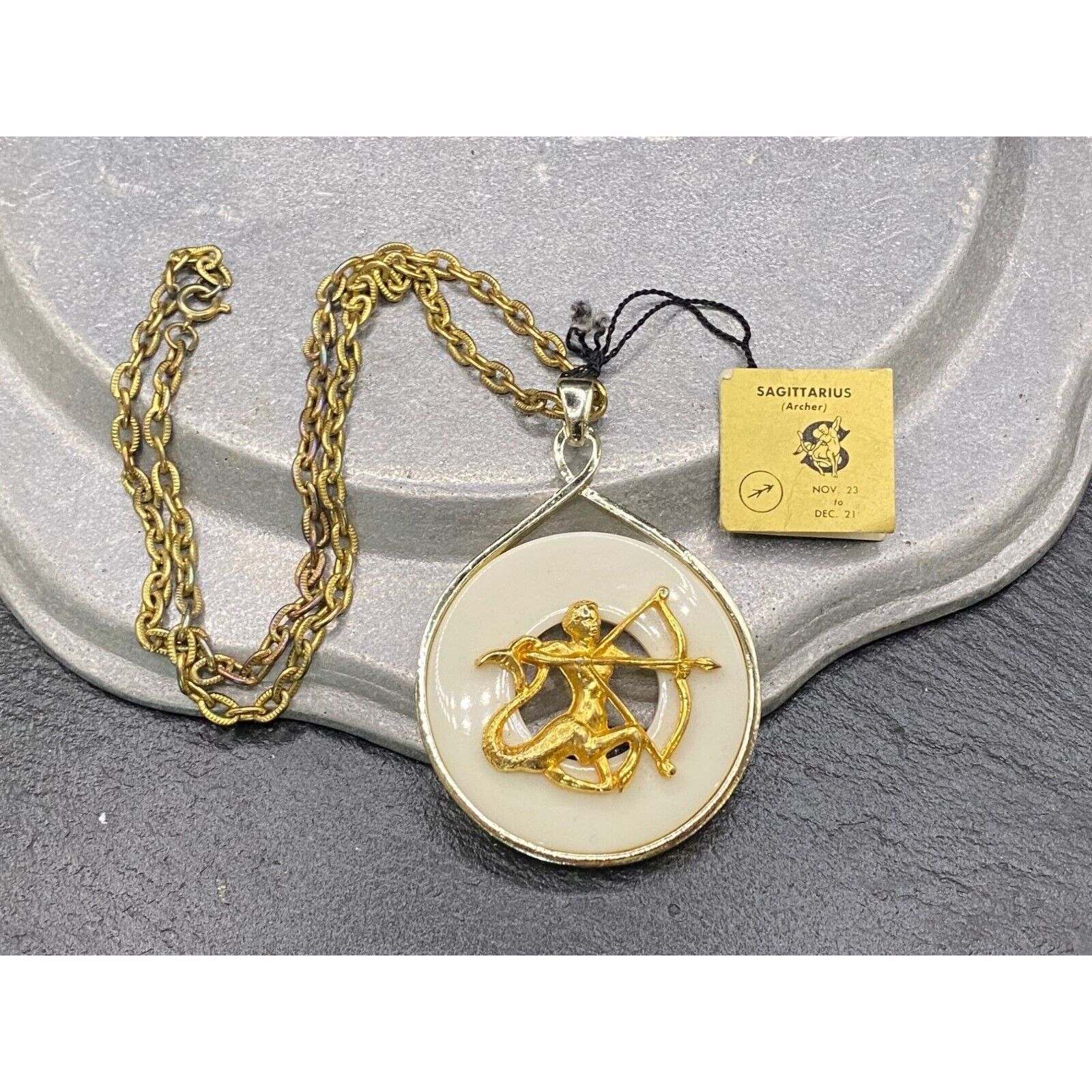 Vintage Zodiac Sagittarius Medallion Necklace Arc… - image 1