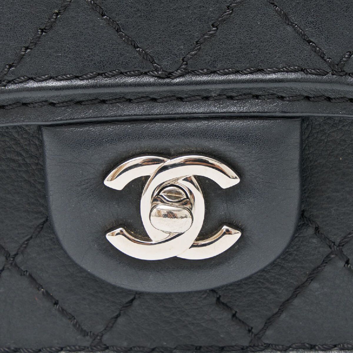 Chanel Wild Stitch Calfskin Chain Shoulder Bag Le… - image 7