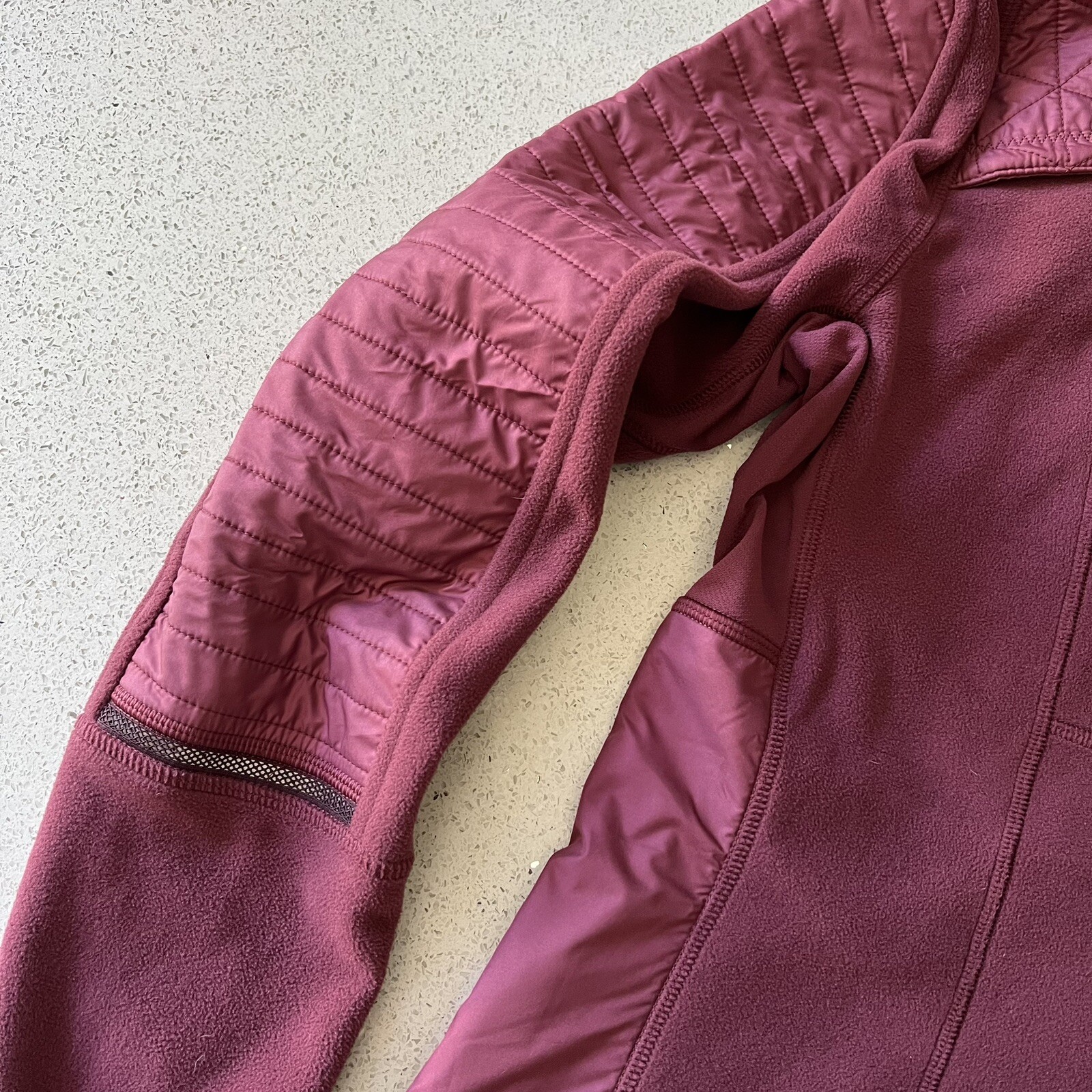 VEUC Lululemon Fleecy Keen Jacket III Removable H… - image 11