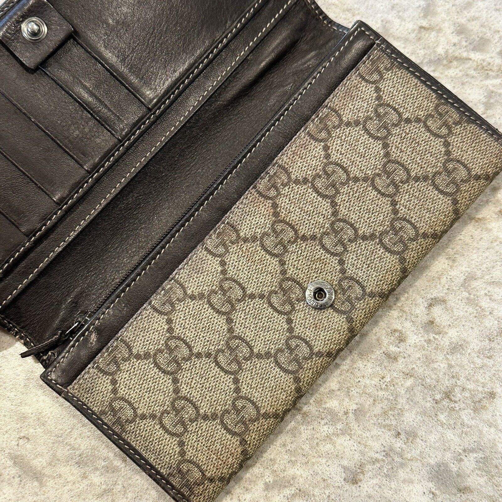 Gucci Canvas Monogram Long Wallet | Vintage Desig… - image 9