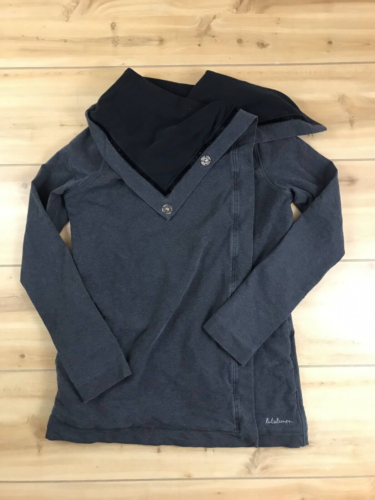 LULULEMON SAVASANA WRAP Women's 6 Dark Gray Jacke… - image 4