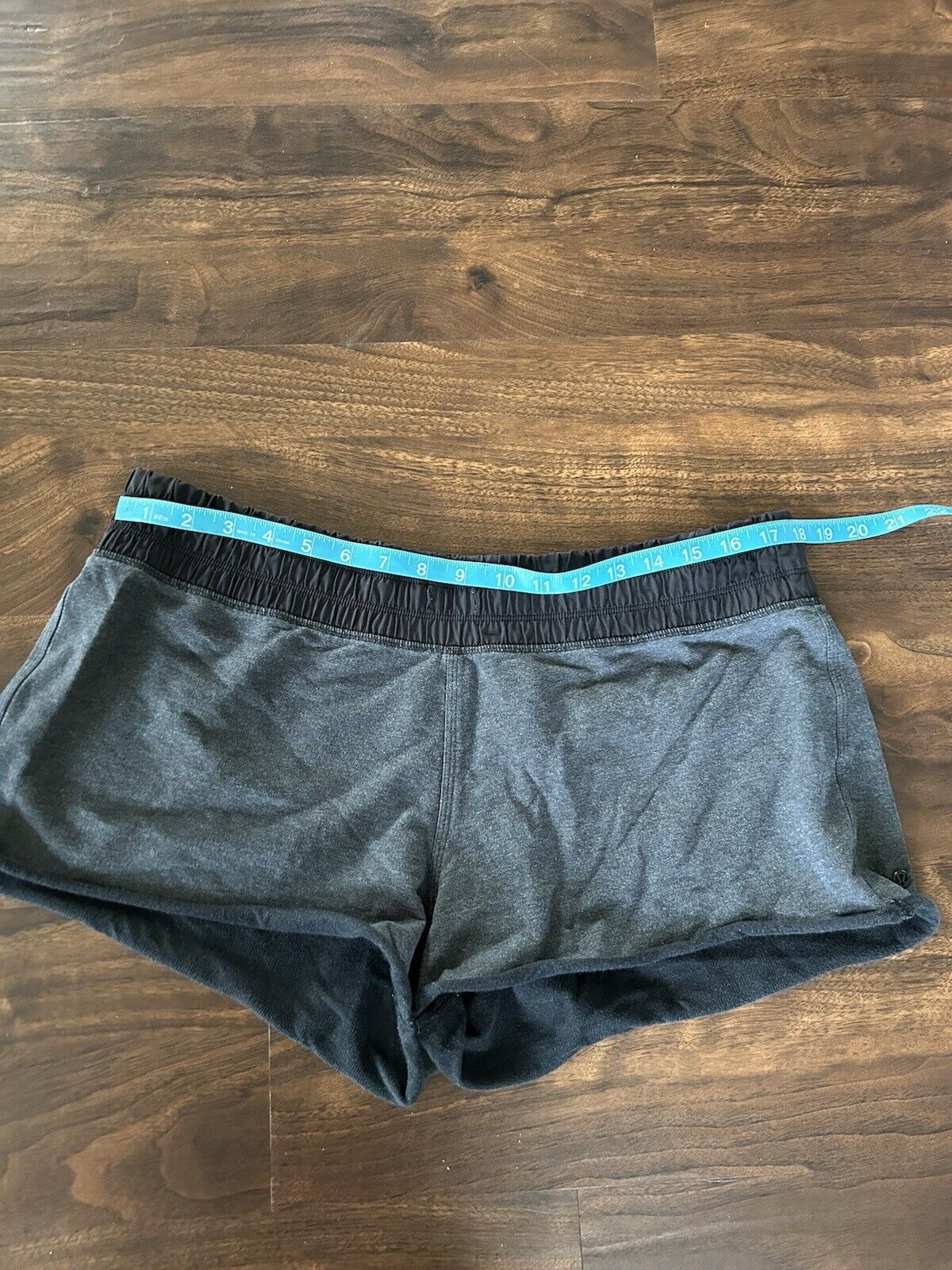 Lululemon Blissed Out Short II Heathered Black So… - image 7