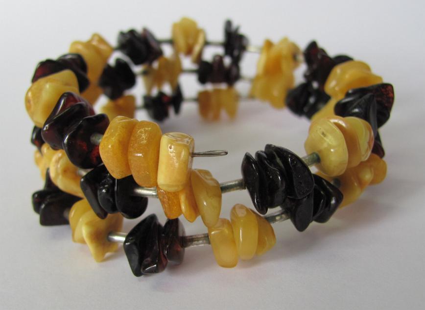 VINTAGE NATURAL AMBER LADIES BRACELET - image 3