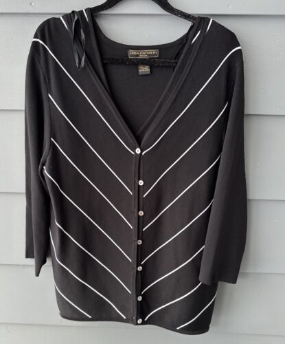 Linda Matthews Sz 2x Black & White Twinset Cardiga