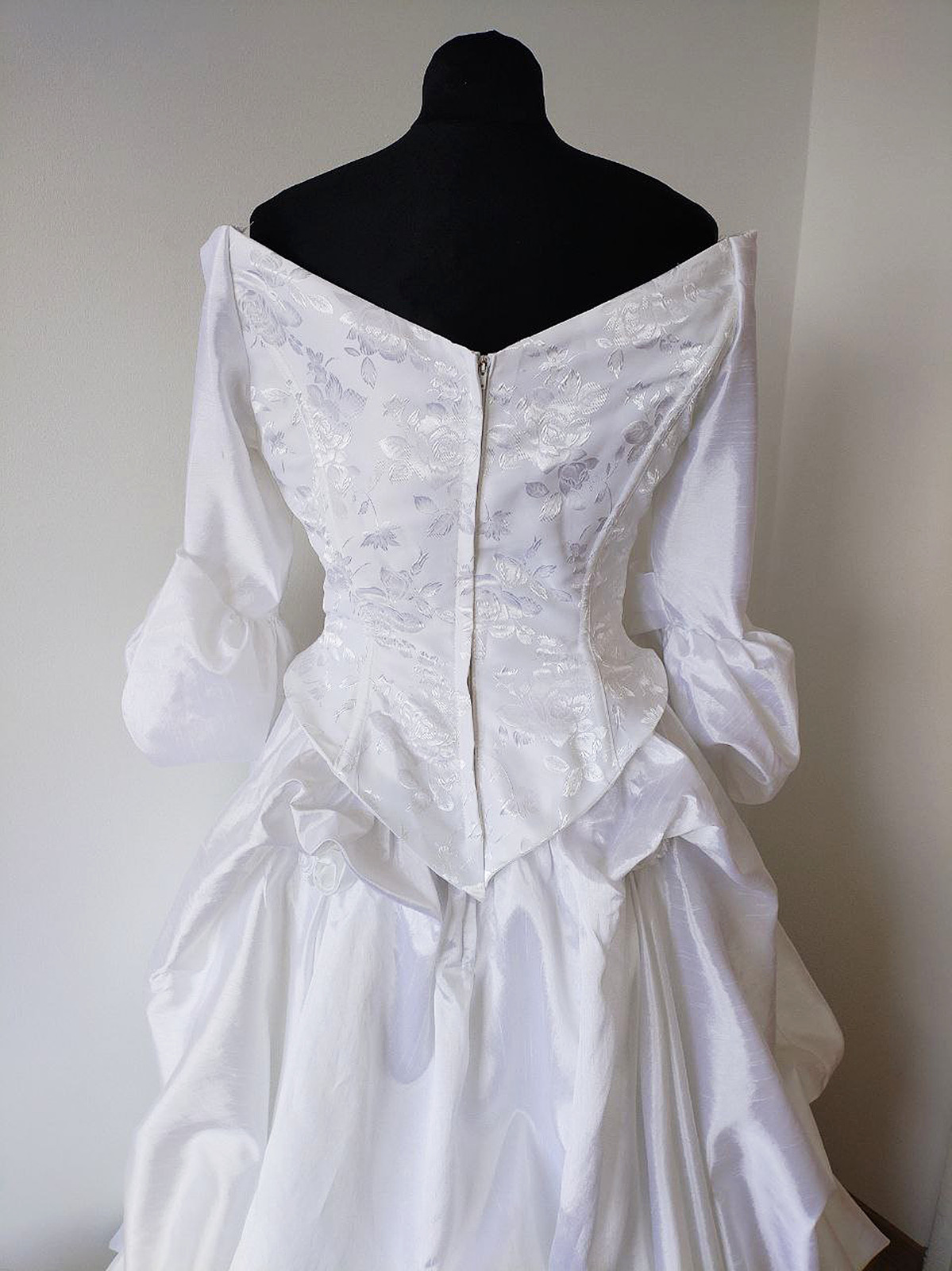 Vintage wedding dress Victorian style Full skirt … - image 11