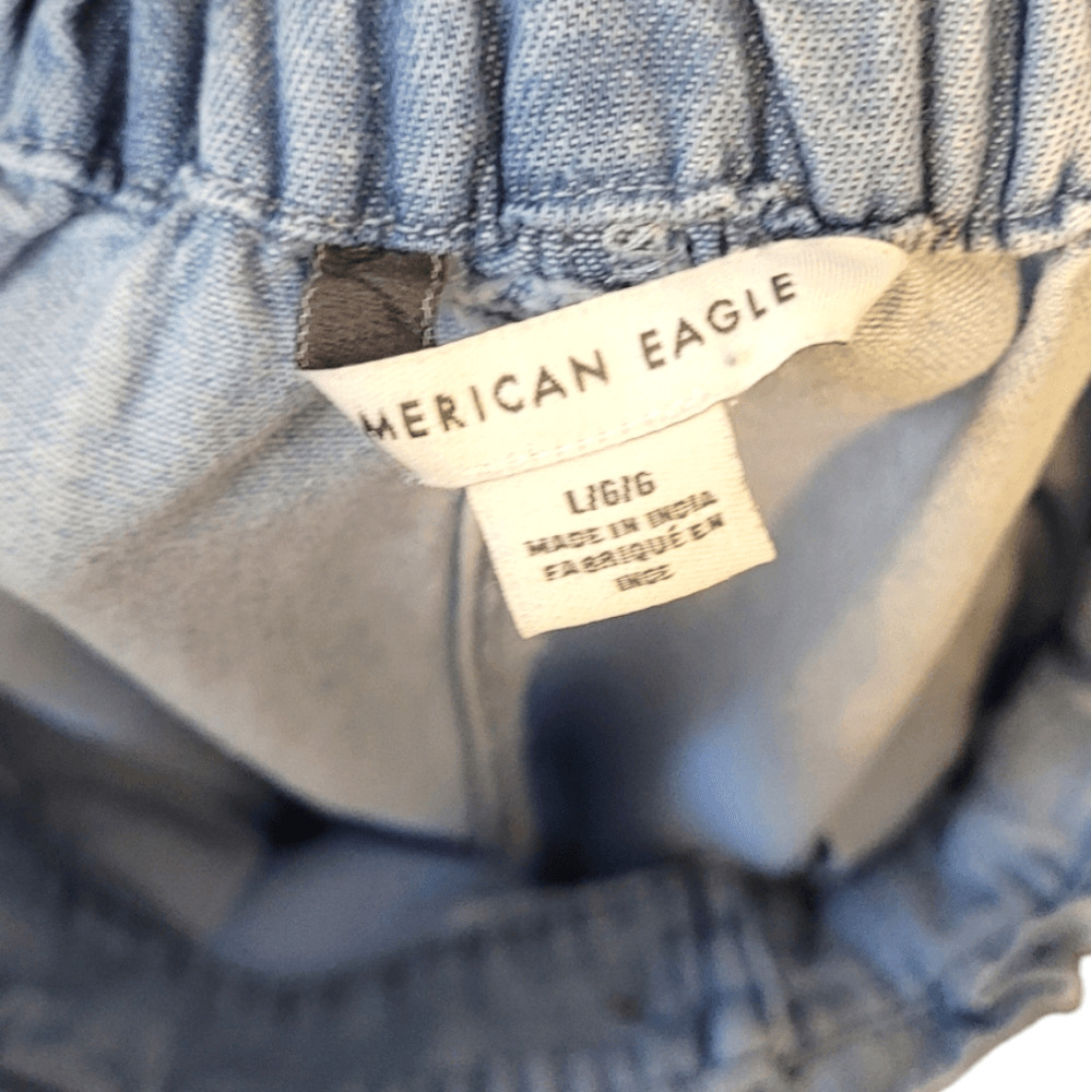 American Eagle Light Wash Paperbag Eaist Chambray… - image 3