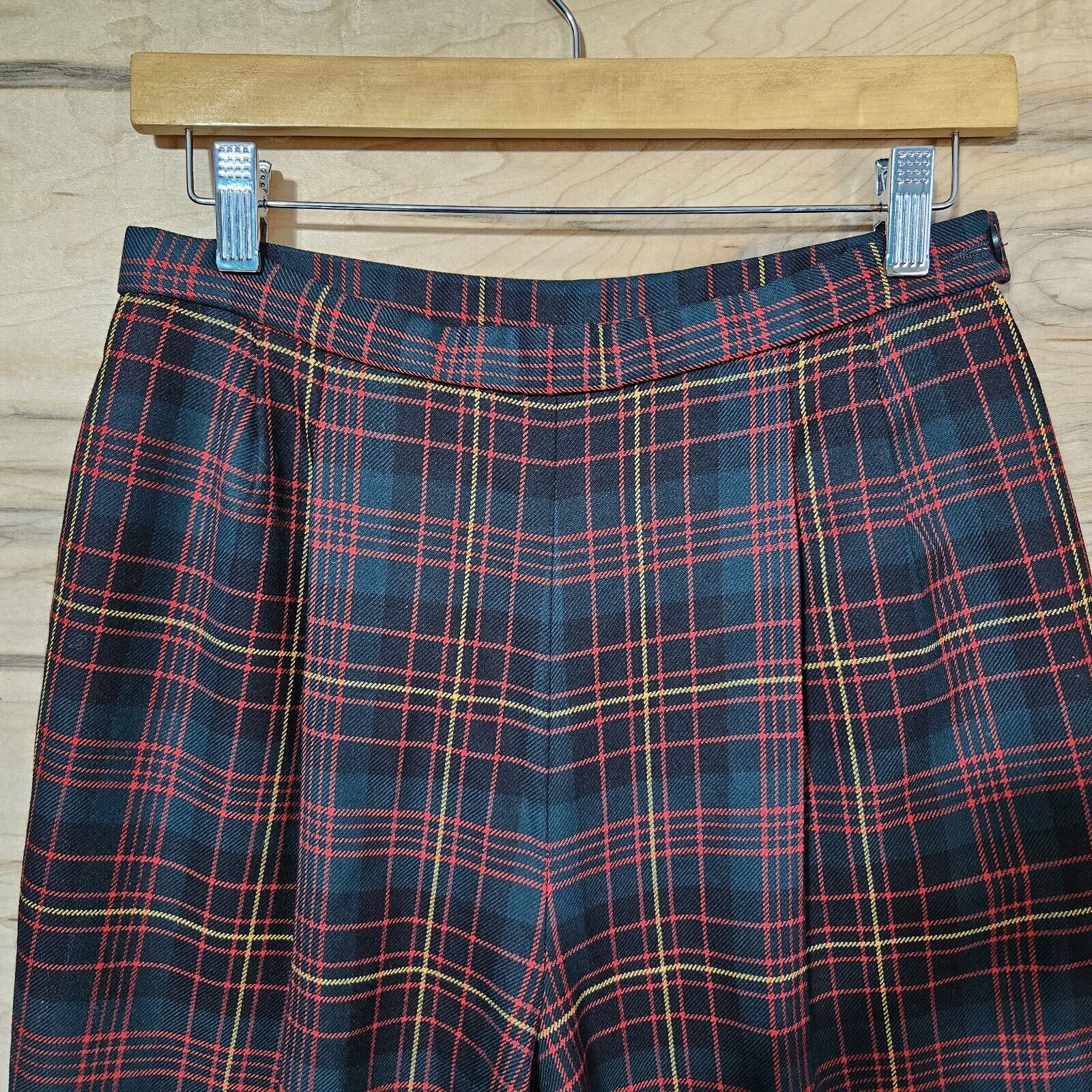 Pendleton Womens Vtg Sz 8 Red Plaid High Waist Pl… - image 3