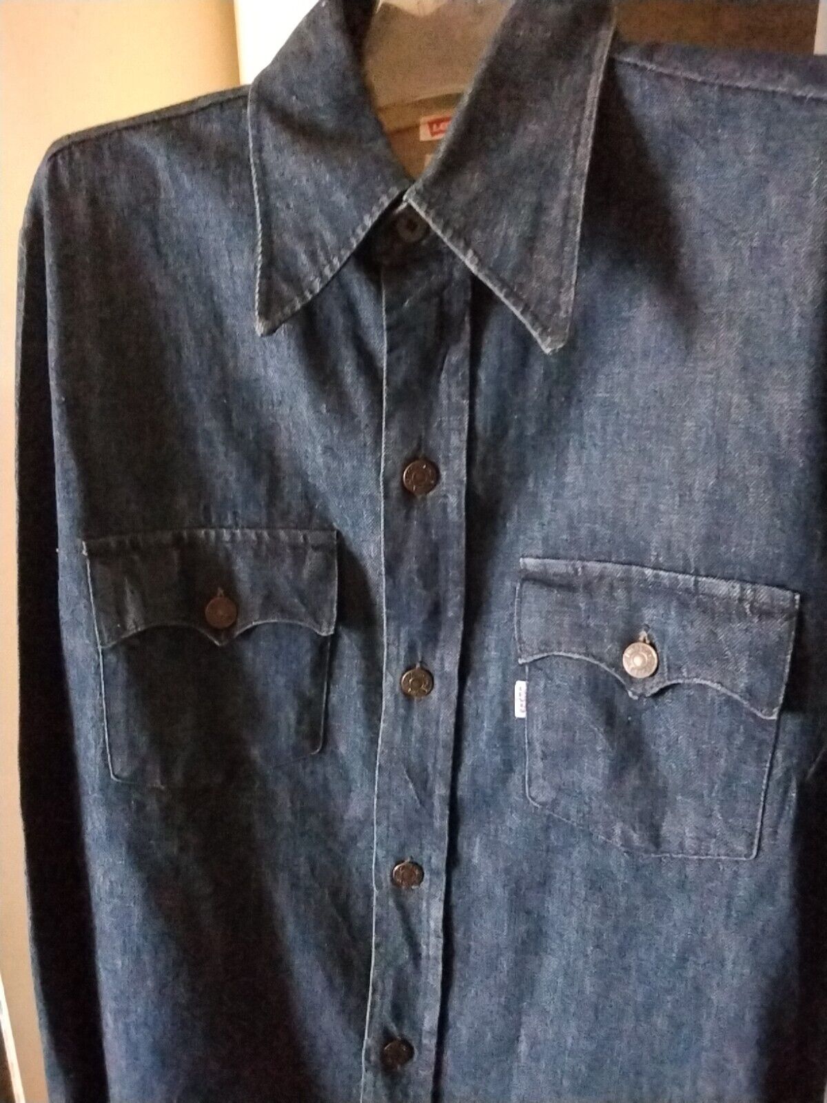 1960s LEVI’S “Big E” Denim Western Shirt MENS SIZ… - image 3