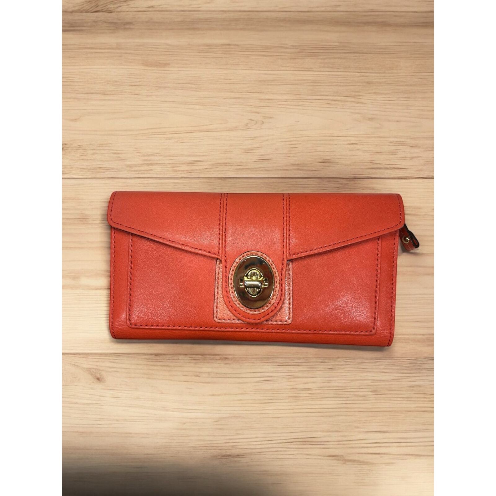 Y2K Coach Ashley Turnlock Leather Envelope Wallet - image 9