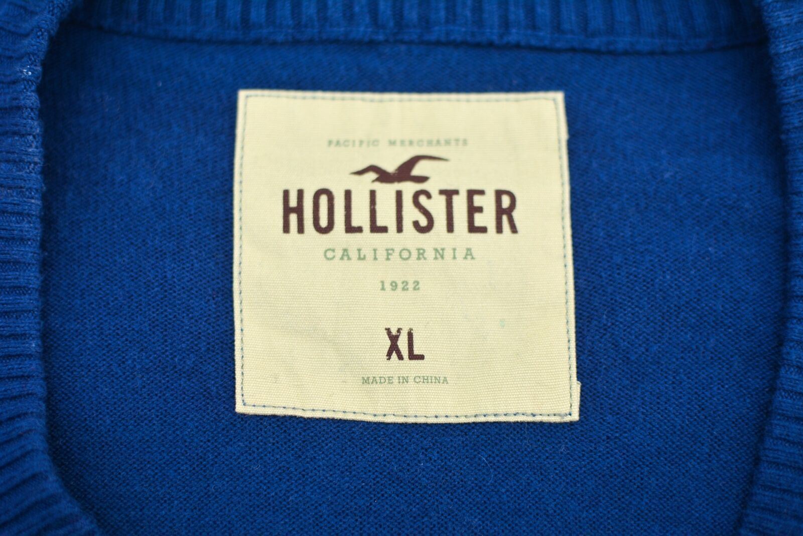 Hollister Men's V-Neck Pullover Sweater Shirt Lon… - image 5