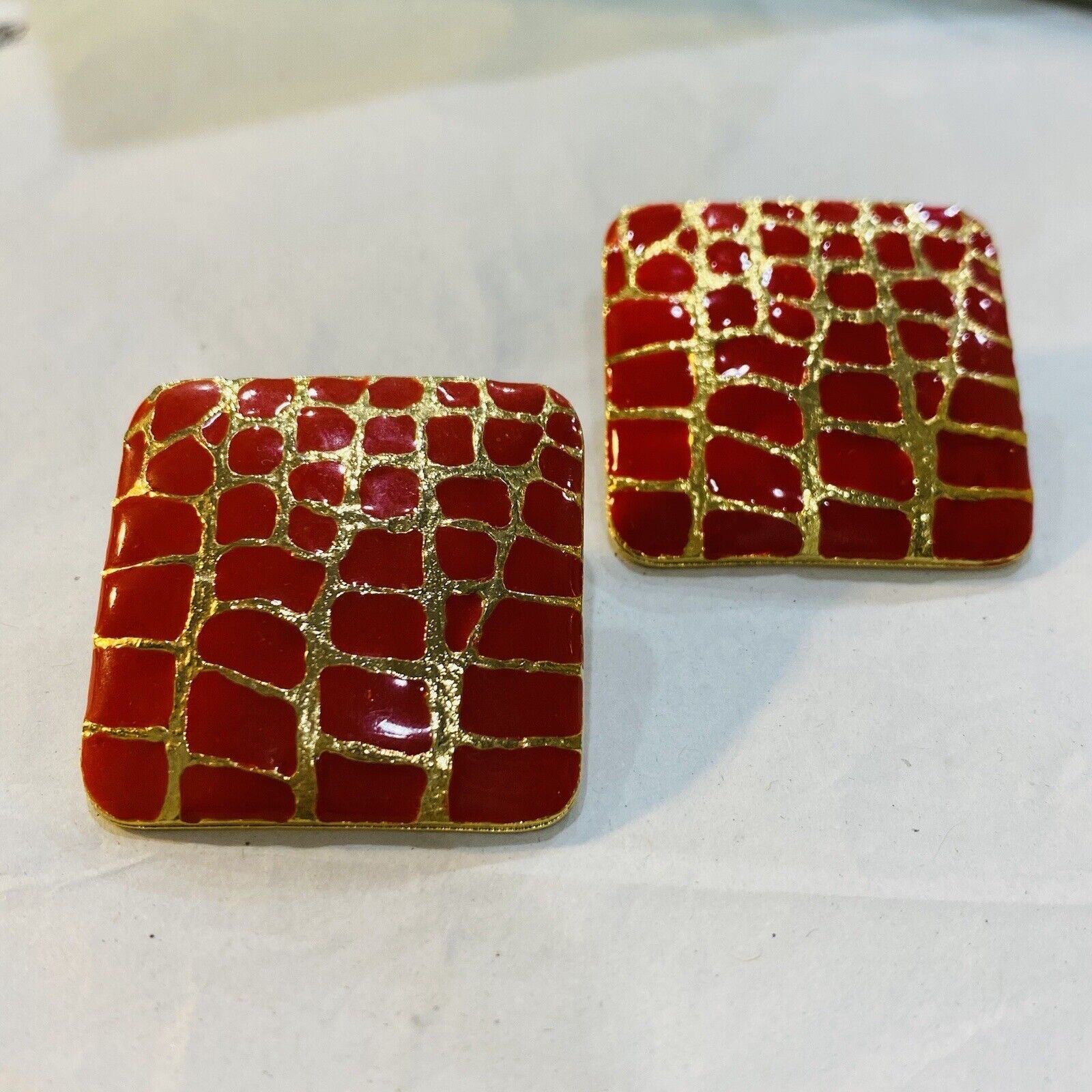 Vintage Pierced Earrings Goldtone Squares Red Ena… - image 7