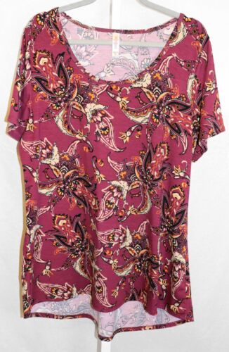 Fantastic Lularoe Burgundy Paisley Print S/S Hi-Lo