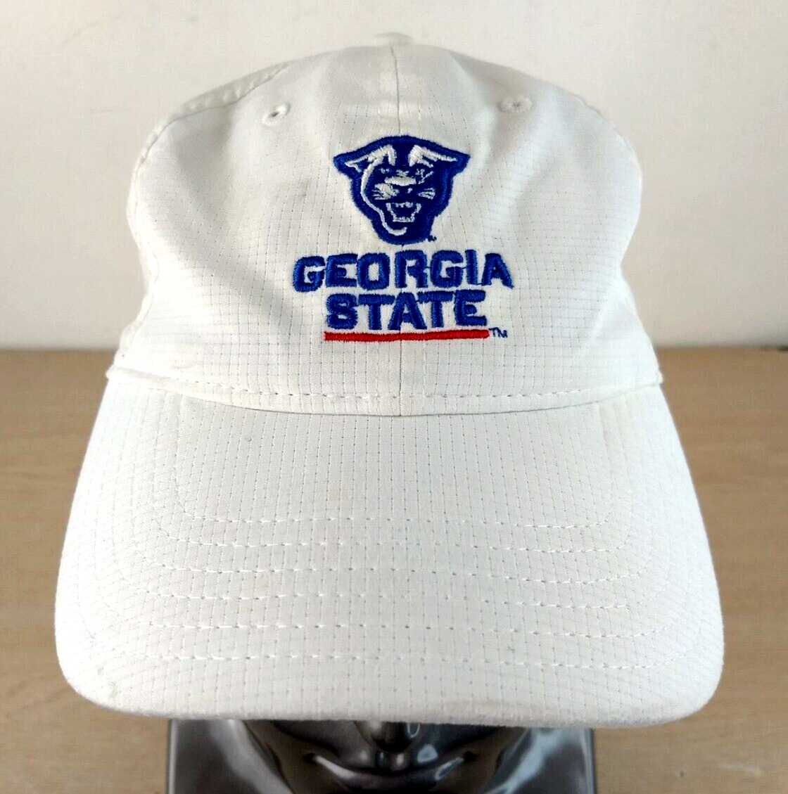 UNDER ARMOUR GEORGIA STATE ADJUSTABLE STRAPBACK B… - image 1