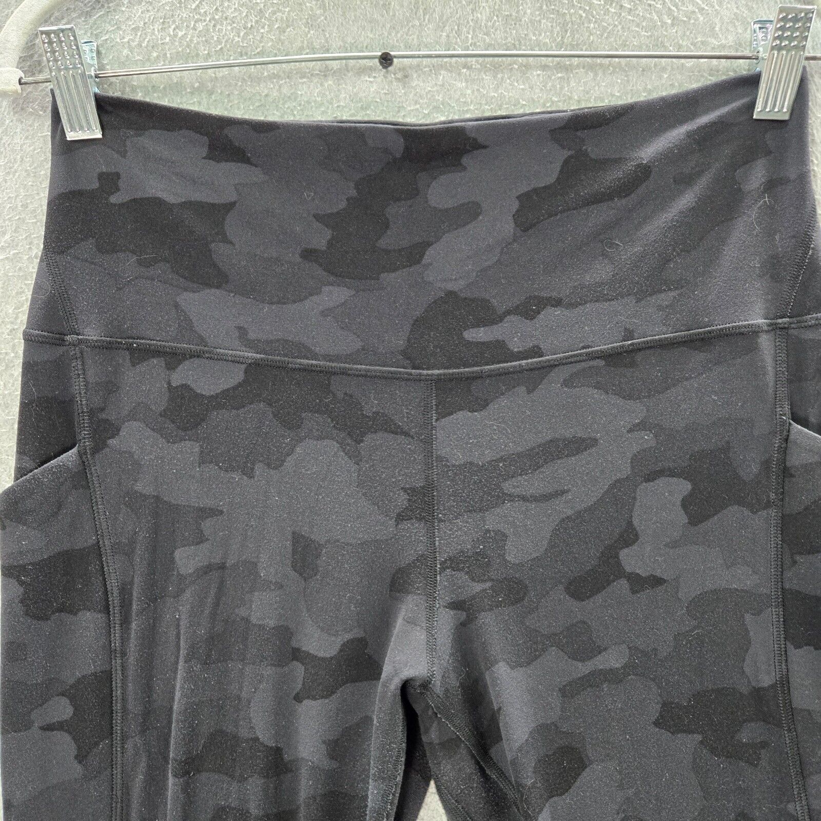 Lululemon Women Activewear Pants 10 Gray Camo Ali… - image 11